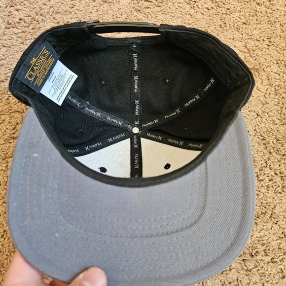 Hurley Snapback Hat Black Gray Cap Wool Blend Yupoong Classics OSFA - Picture 6 of 10